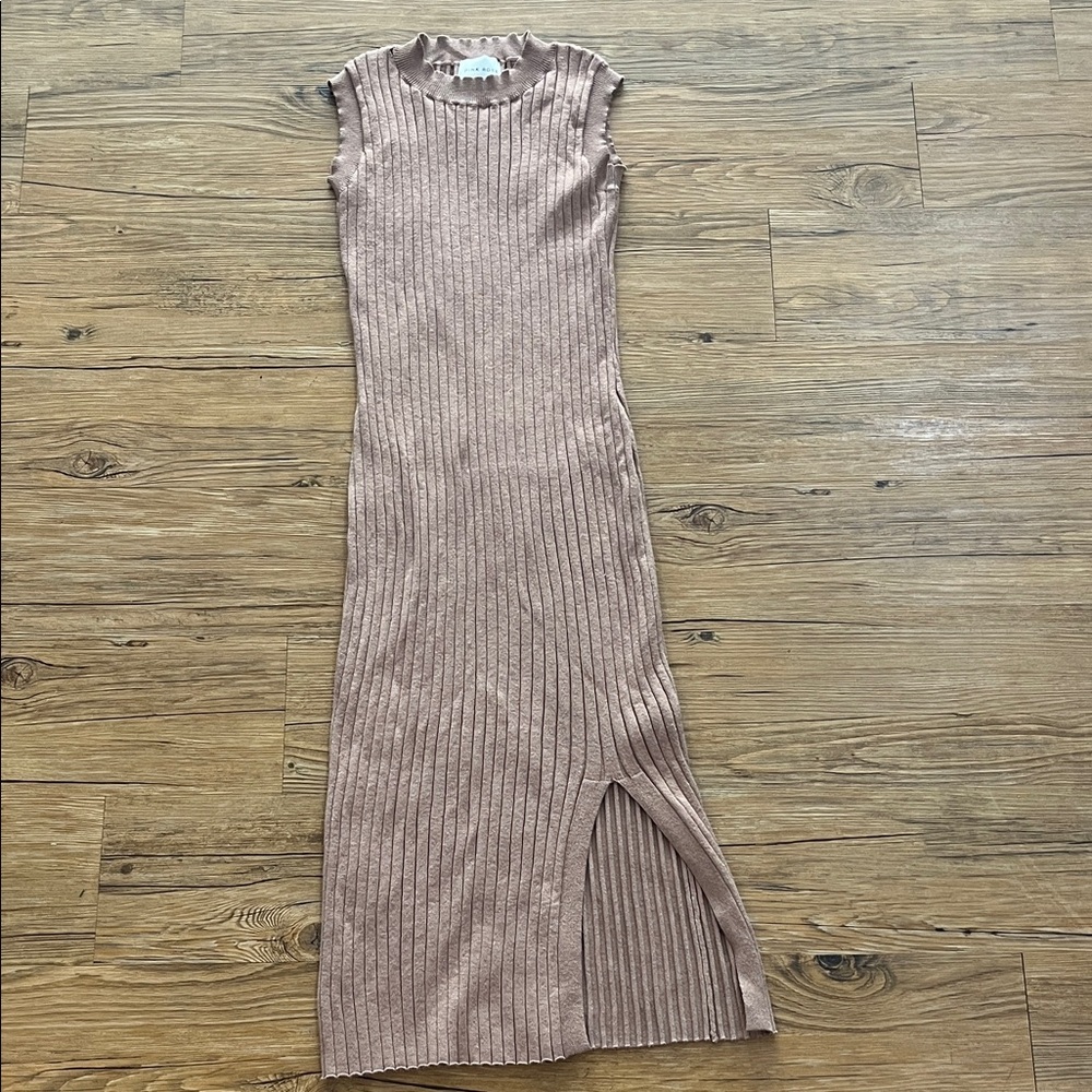 Pink Rose Ribbed Knit Midi Dress in Brown